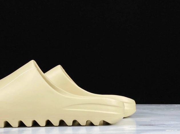 Adidas FW6345 Bone Yeezy Slide 0707